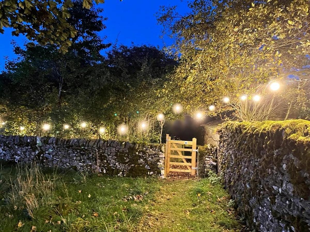 Vila Luxury Shepherd Hut In The Peak District Bakewell Exteriér fotografie