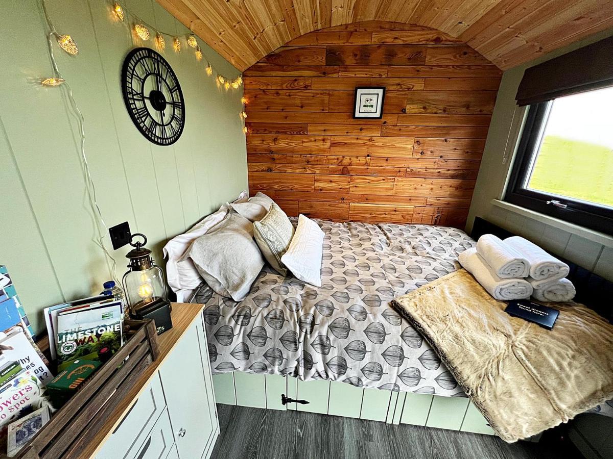 Luxury Shepherd Hut In The Peak District Bakewell Exteriér fotografie