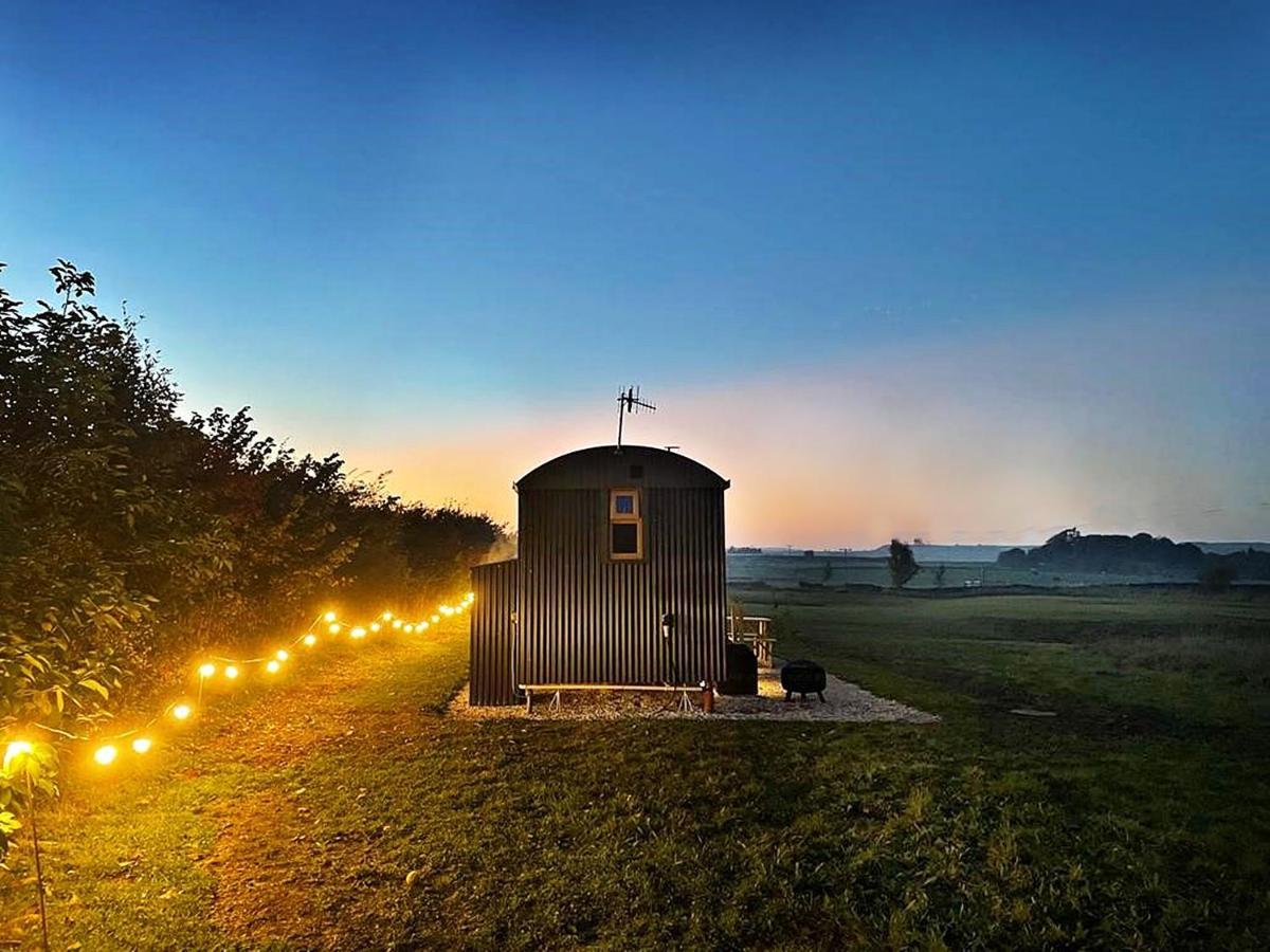 Vila Luxury Shepherd Hut In The Peak District Bakewell Exteriér fotografie